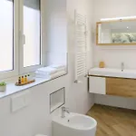 Urban Retreat - Metro A